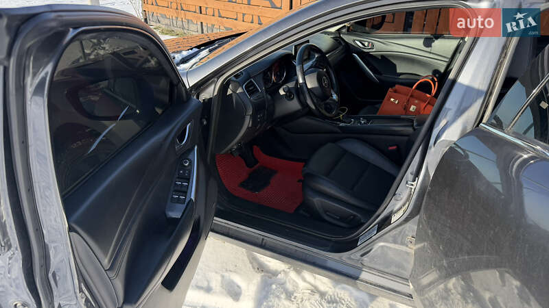 Седан Mazda 6 2015 в Вышгороде