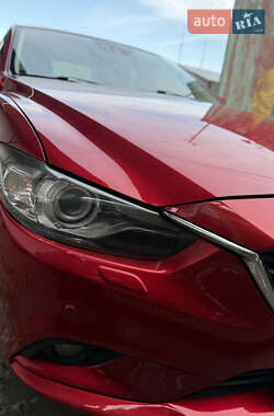 Седан Mazda 6 2013 в Черновцах