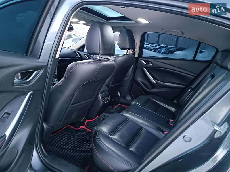 Седан Mazda 6 2014 в Львове