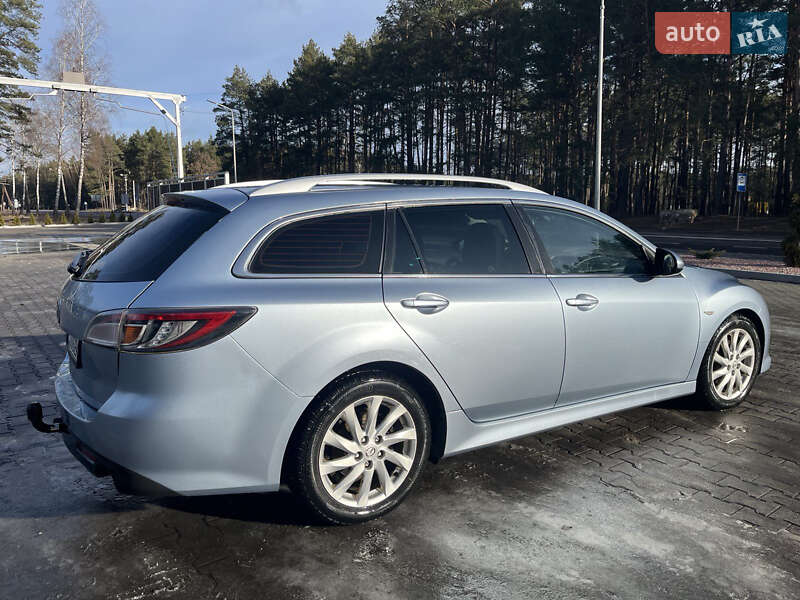 Универсал Mazda 6 2010 в Луцке
