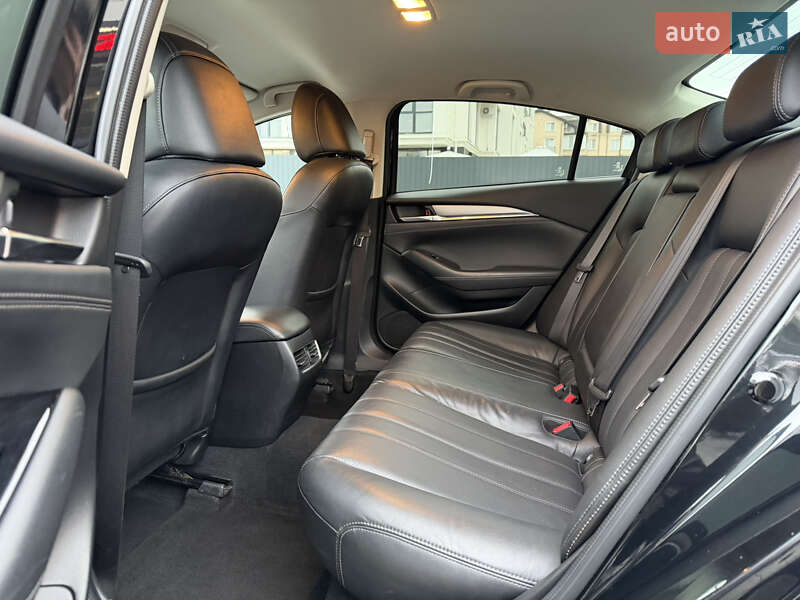 Седан Mazda 6 2018 в Ужгороде