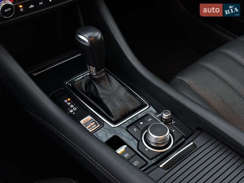 Седан Mazda 6 2019 в Миколаєві