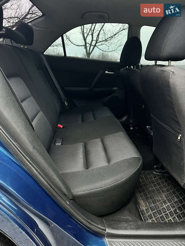 Седан Mazda 6 2005 в Запорожье
