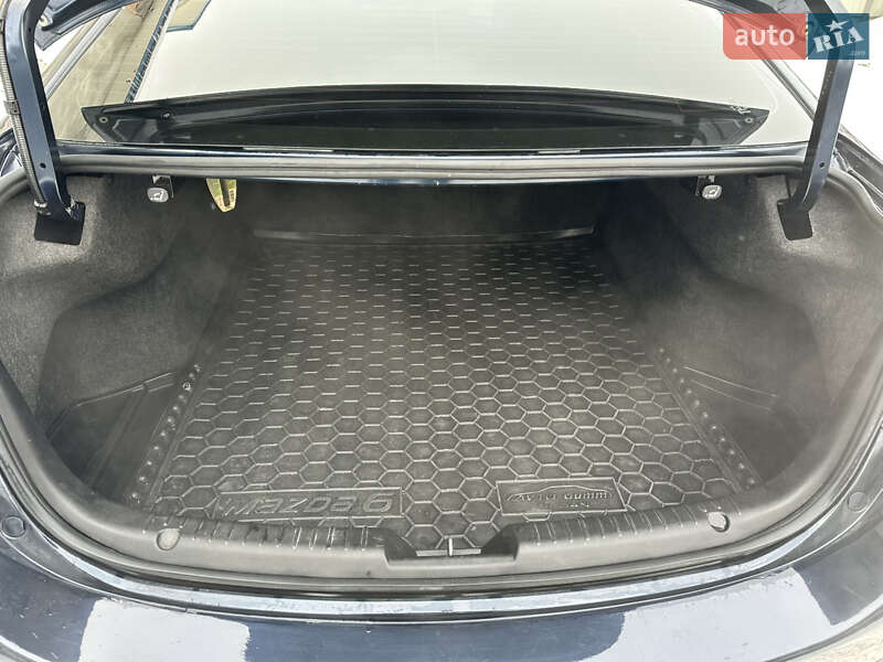 Седан Mazda 6 2014 в Ивано-Франковске