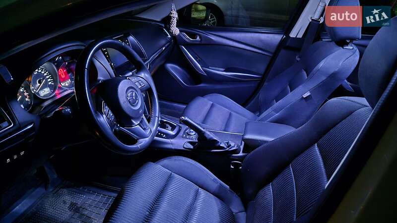 Седан Mazda 6 2014 в Миколаєві