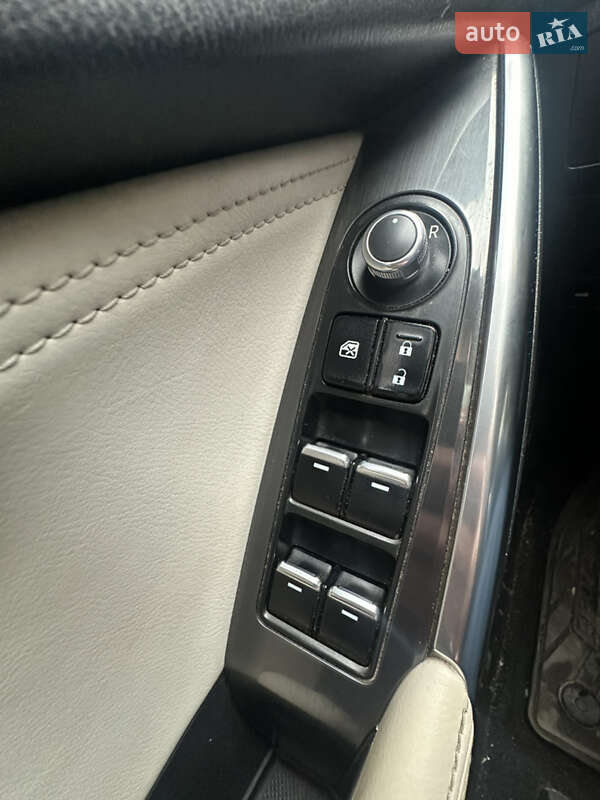 Седан Mazda 6 2015 в Николаеве