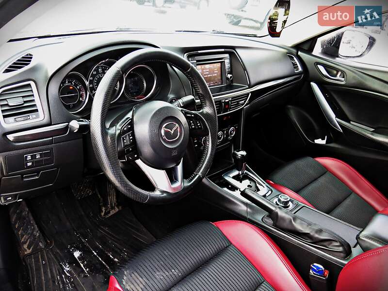 Седан Mazda 6 2014 в Черкассах