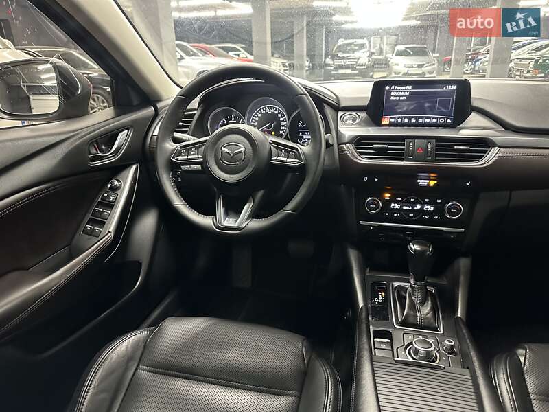 Седан Mazda 6 2017 в Харькове