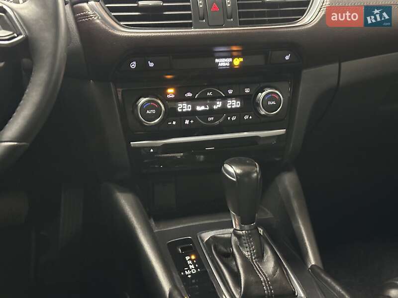 Седан Mazda 6 2017 в Харькове