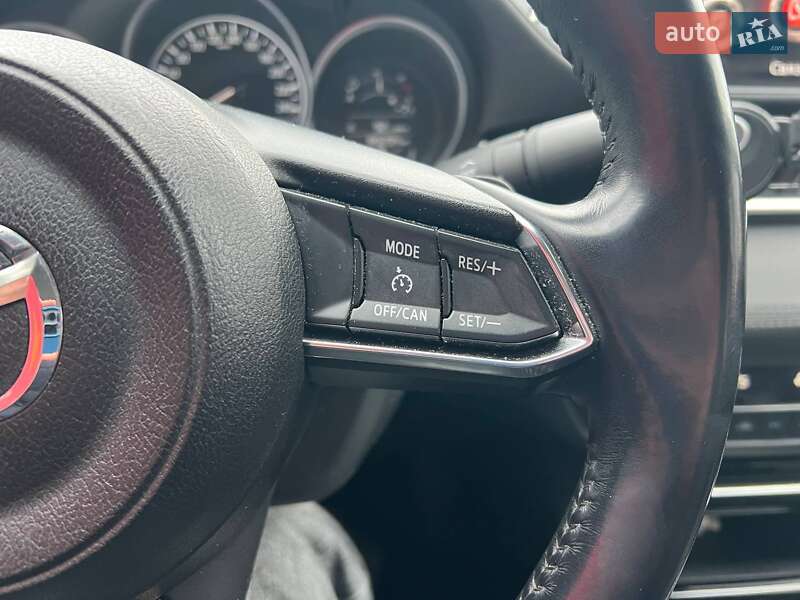 Седан Mazda 6 2019 в Киеве