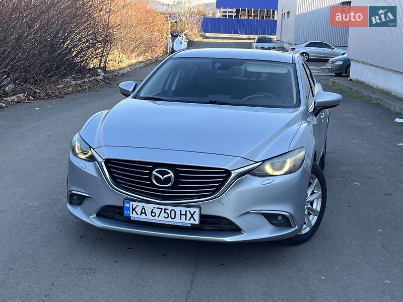 Седан Mazda 6 2016 в Мукачево