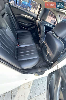 Седан Mazda 6 2018 в Киеве
