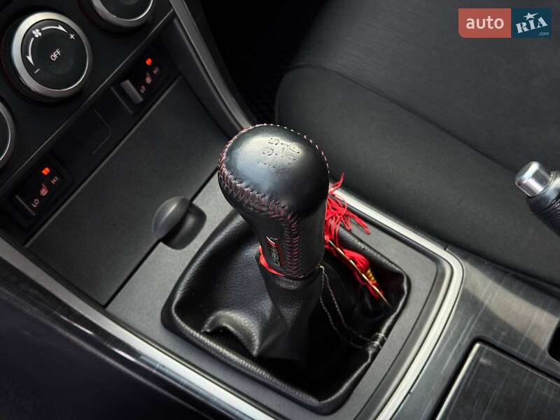 Седан Mazda 6 2008 в Ровно