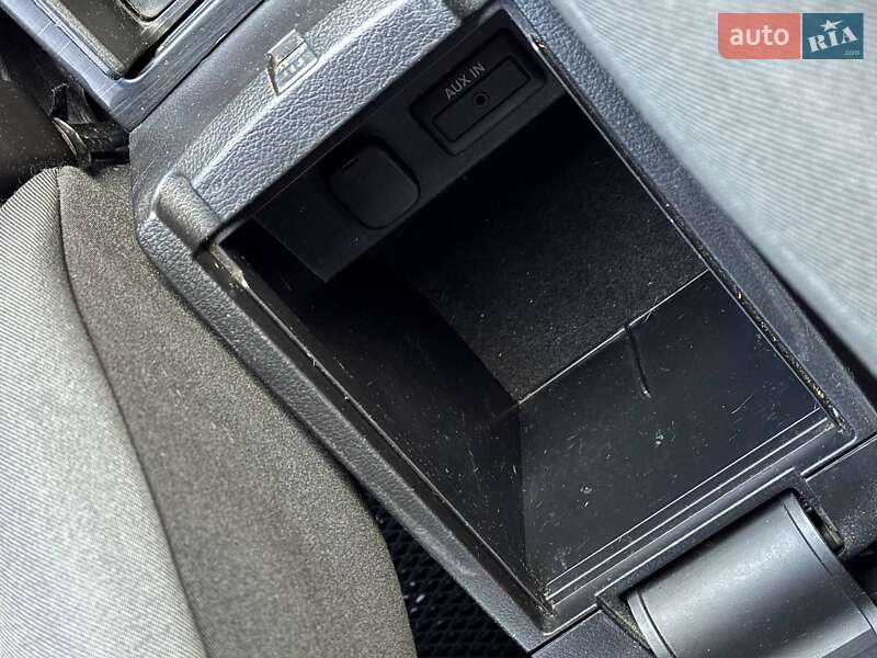 Седан Mazda 6 2008 в Ровно