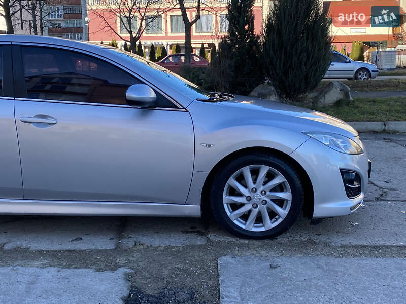 Лифтбек Mazda 6 2010 в Болехове
