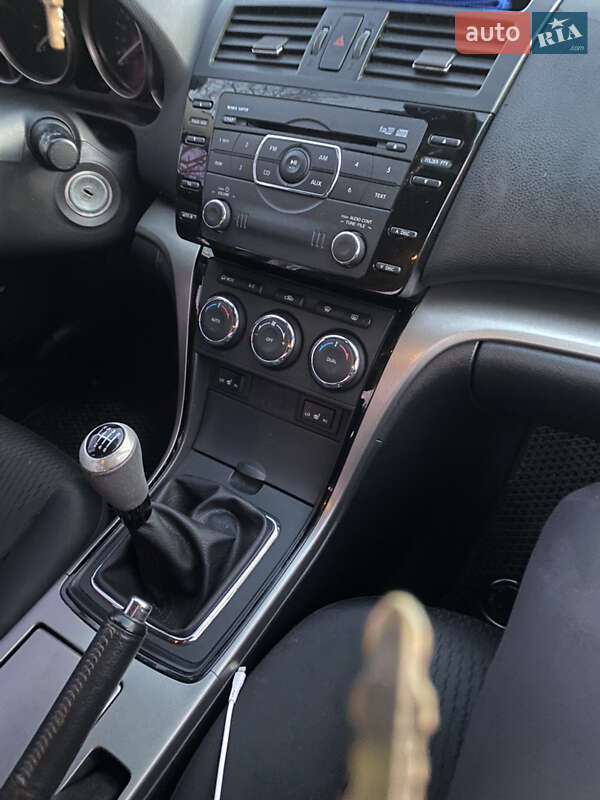 Лифтбек Mazda 6 2010 в Болехове