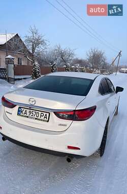 Седан Mazda 6 2013 в Вороновице