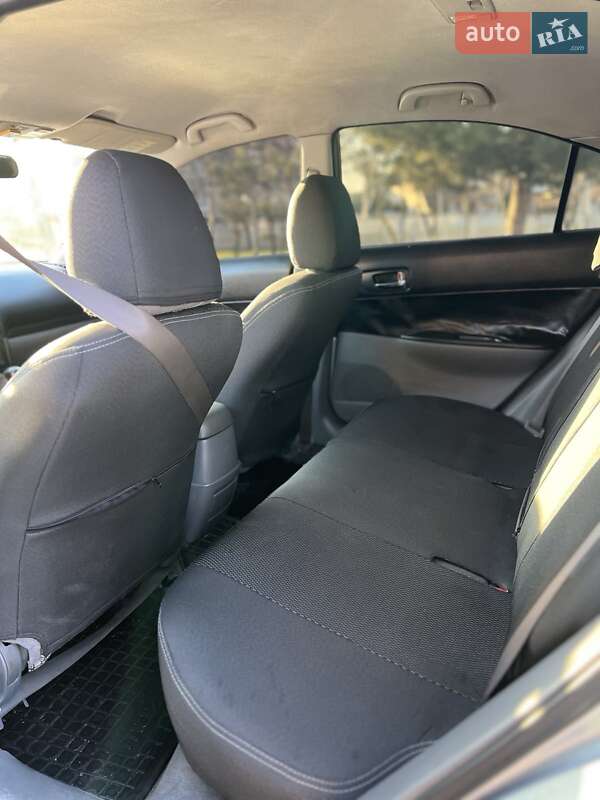 Седан Mazda 6 2004 в Одессе