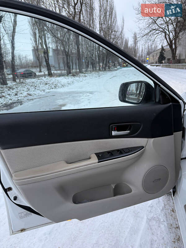 Седан Mazda 6 2006 в Одессе