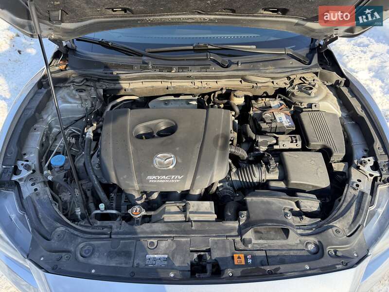 Седан Mazda 6 2012 в Львові