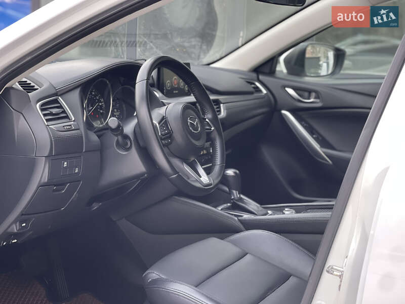 Седан Mazda 6 2016 в Вінниці