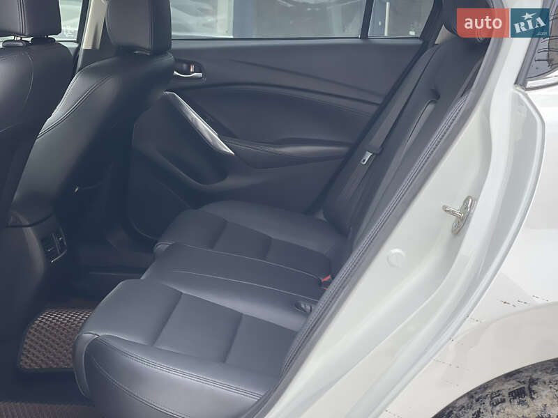 Седан Mazda 6 2016 в Вінниці