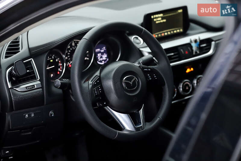 Седан Mazda 6 2015 в Львові
