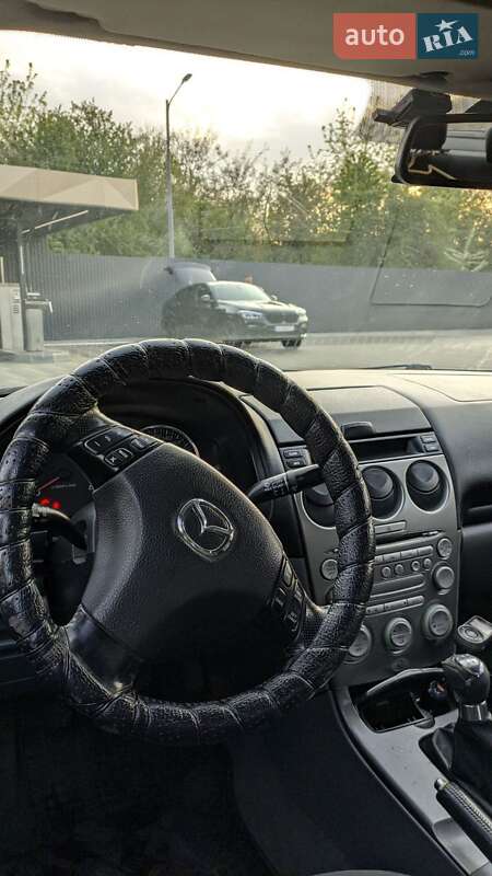Седан Mazda 6 2003 в Ужгороде