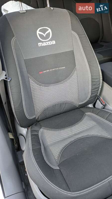 Седан Mazda 6 2003 в Ужгороде