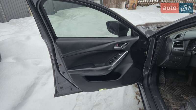 Седан Mazda 6 2015 в Владимире