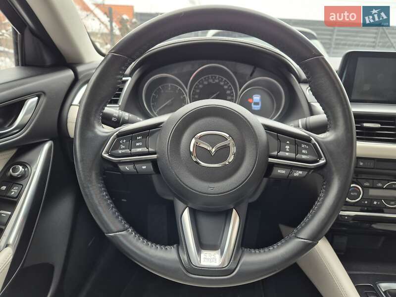 Седан Mazda 6 2017 в Киеве