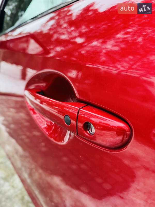 Седан Mazda 6 2014 в Новояворівську