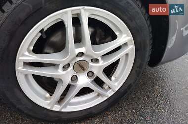 Седан Mazda 6 2003 в Запорожье