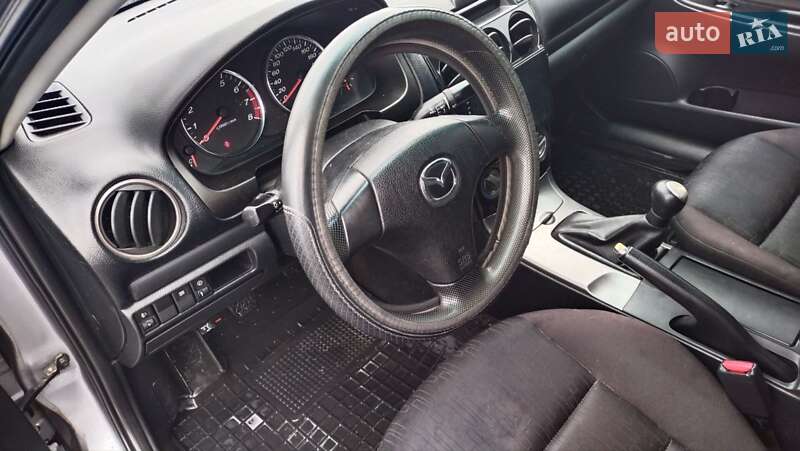Седан Mazda 6 2003 в Запоріжжі