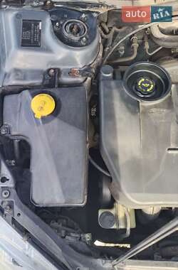 Седан Mazda 6 2003 в Запорожье