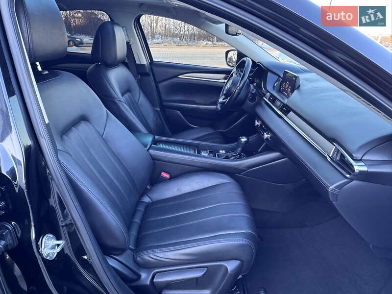 Седан Mazda 6 2018 в Бродах