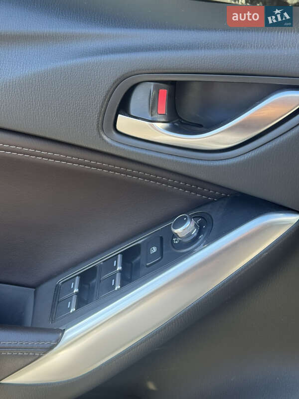 Универсал Mazda 6 2015 в Луцке