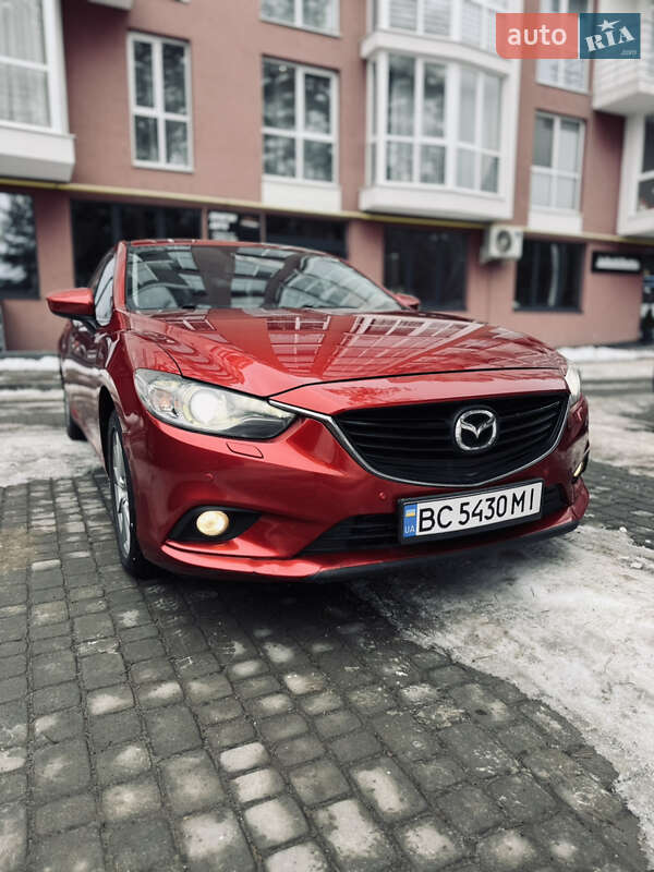 Седан Mazda 6 2014 в Новояворівську