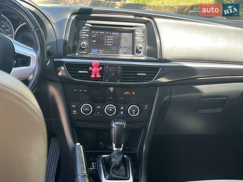 Седан Mazda 6 2014 в Косові