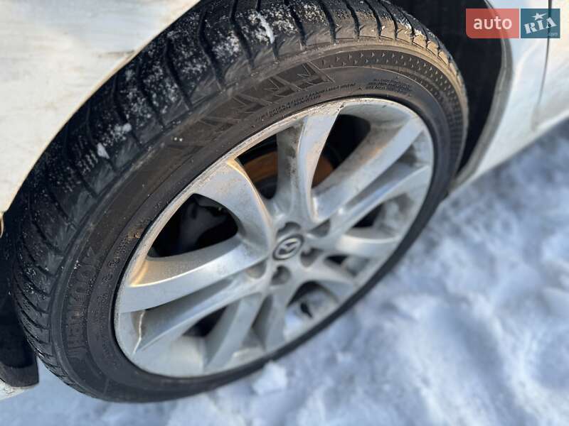 Седан Mazda 6 2015 в Білогородці