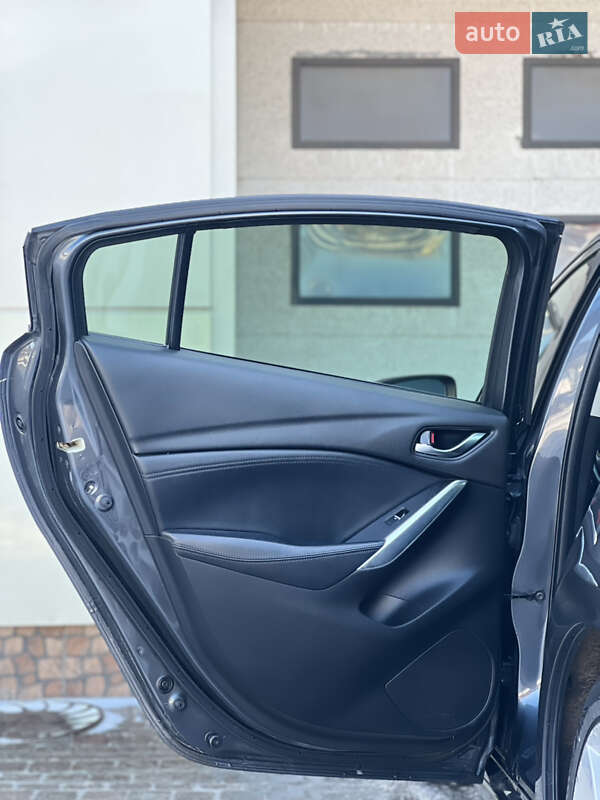 Седан Mazda 6 2016 в Миколаєві