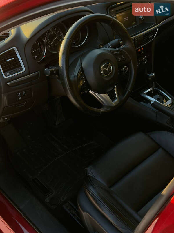 Седан Mazda 6 2013 в Днепре