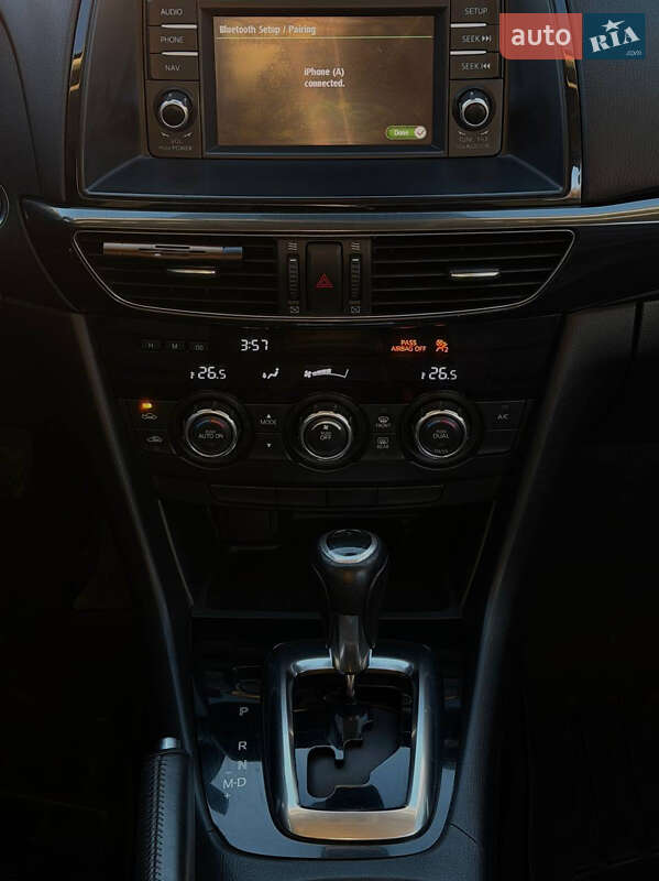 Седан Mazda 6 2013 в Днепре