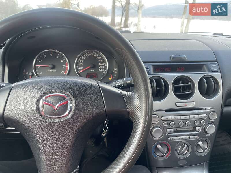 Седан Mazda 6 2004 в Івано-Франківську