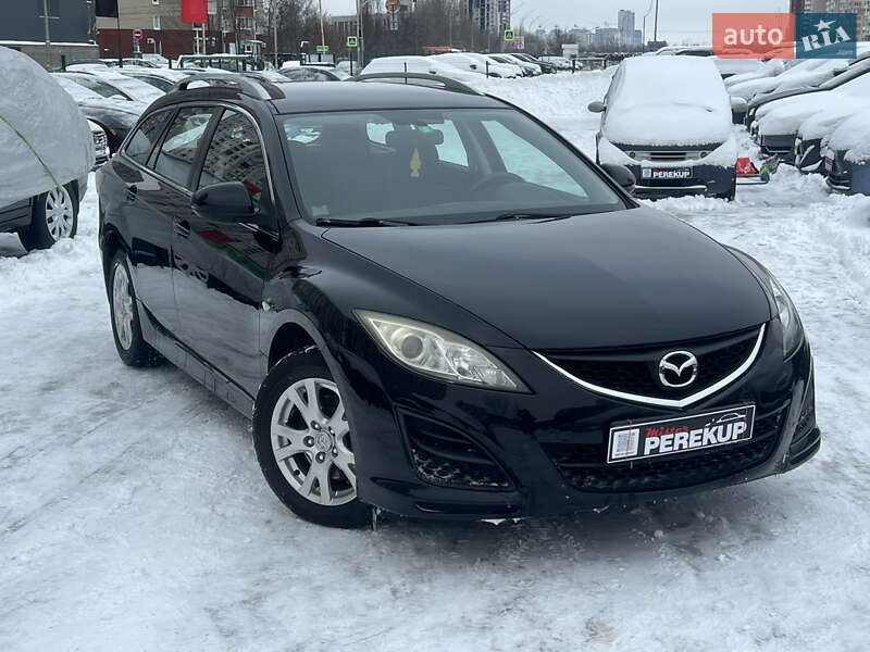 Универсал Mazda 6 2010 в Киеве