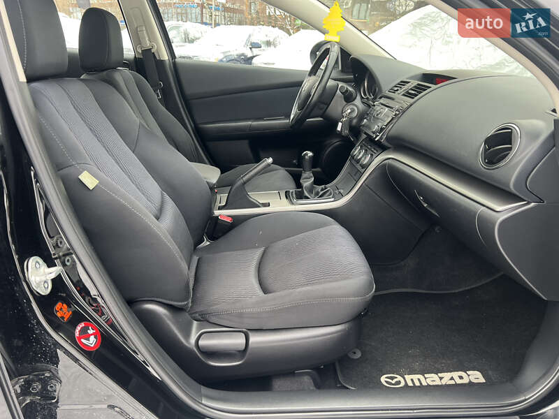 Универсал Mazda 6 2010 в Киеве