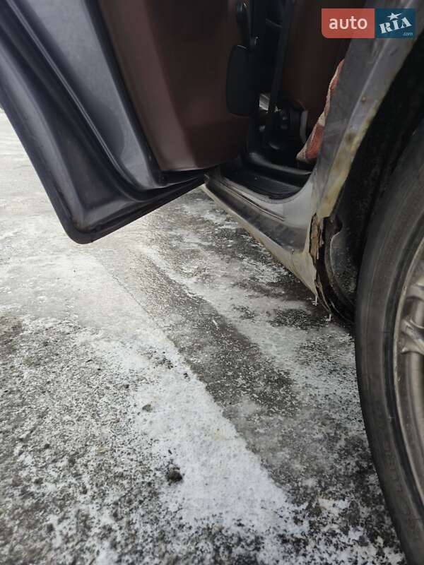 Седан Mazda 6 2003 в Пирятині