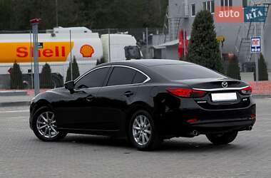 Седан Mazda 6 2014 в Днепре
