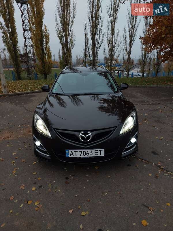 Универсал Mazda 6 2010 в Южноукраинске