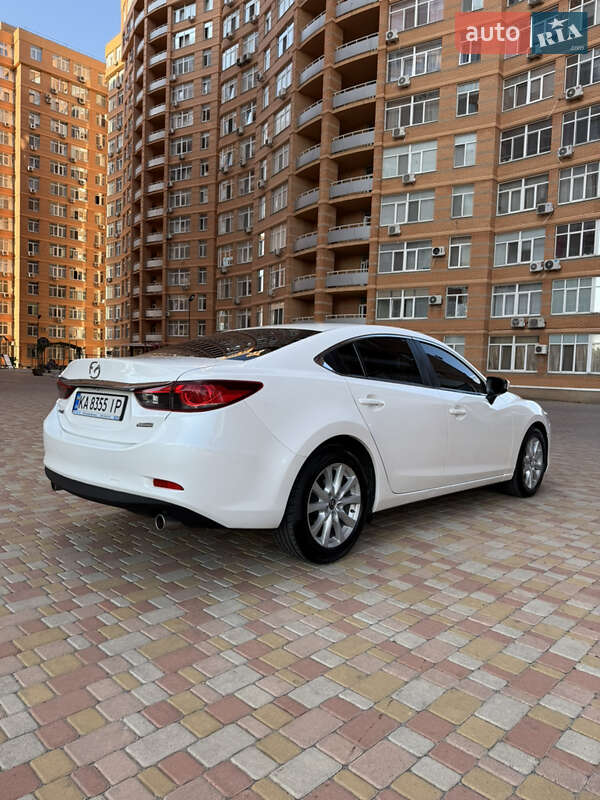 Седан Mazda 6 2015 в Кривому Розі